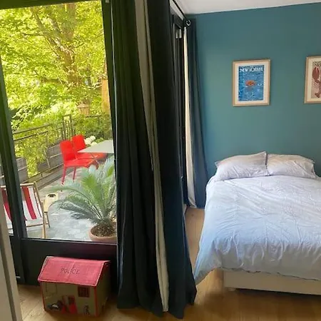 Appartamento A Unique Parisian Gem *